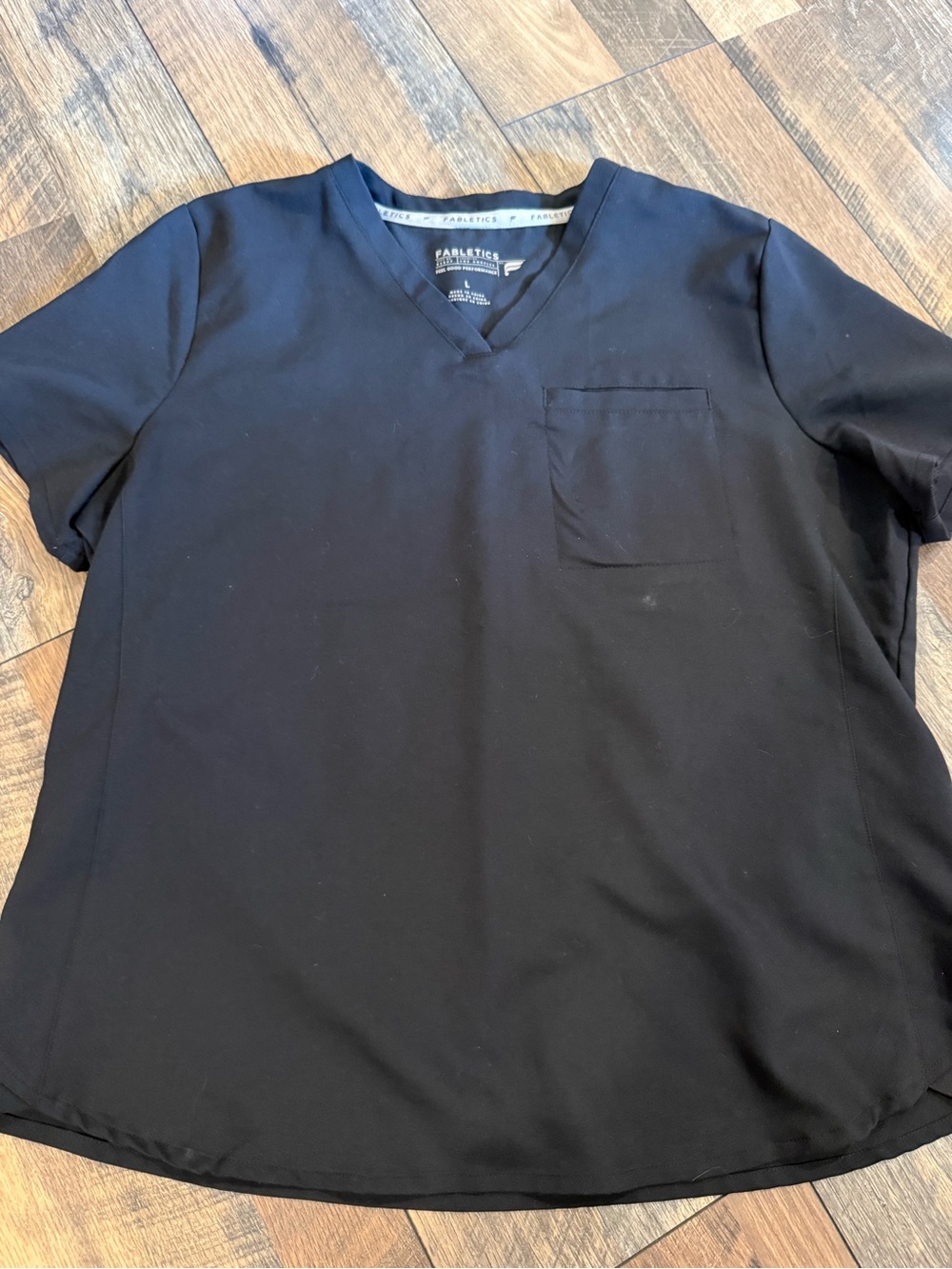 Fabletics Women Black V-Neck Scrub Shirt
